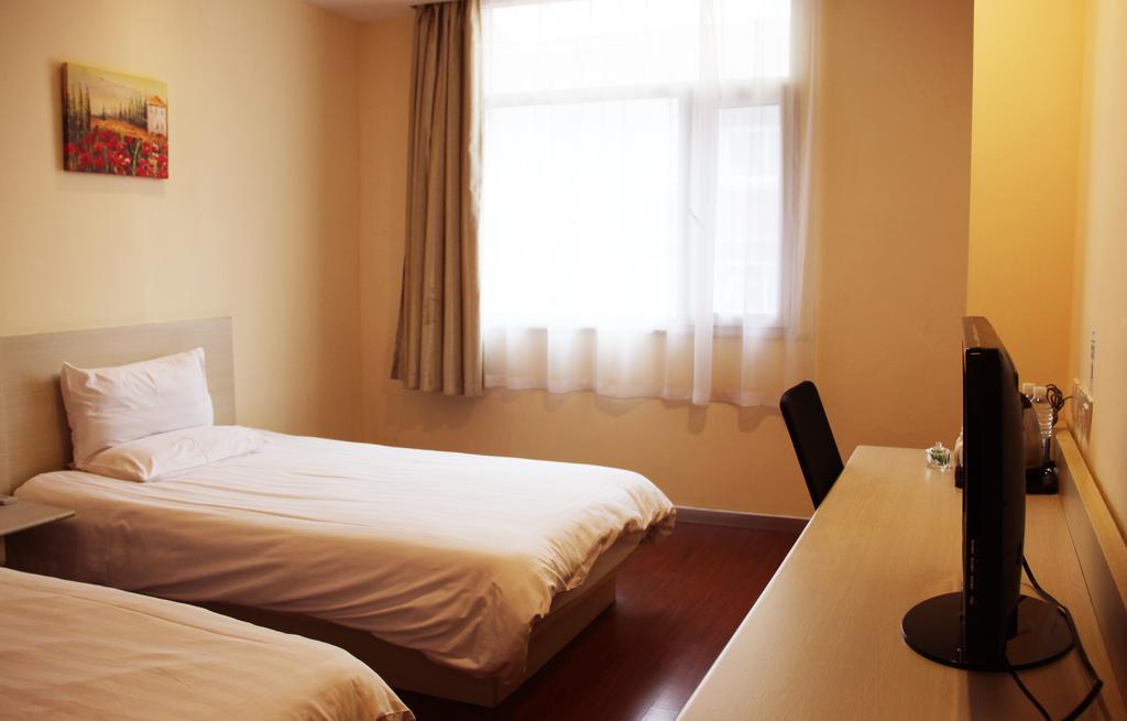 Hanting Express Shenyang Longemont Square Стая снимка